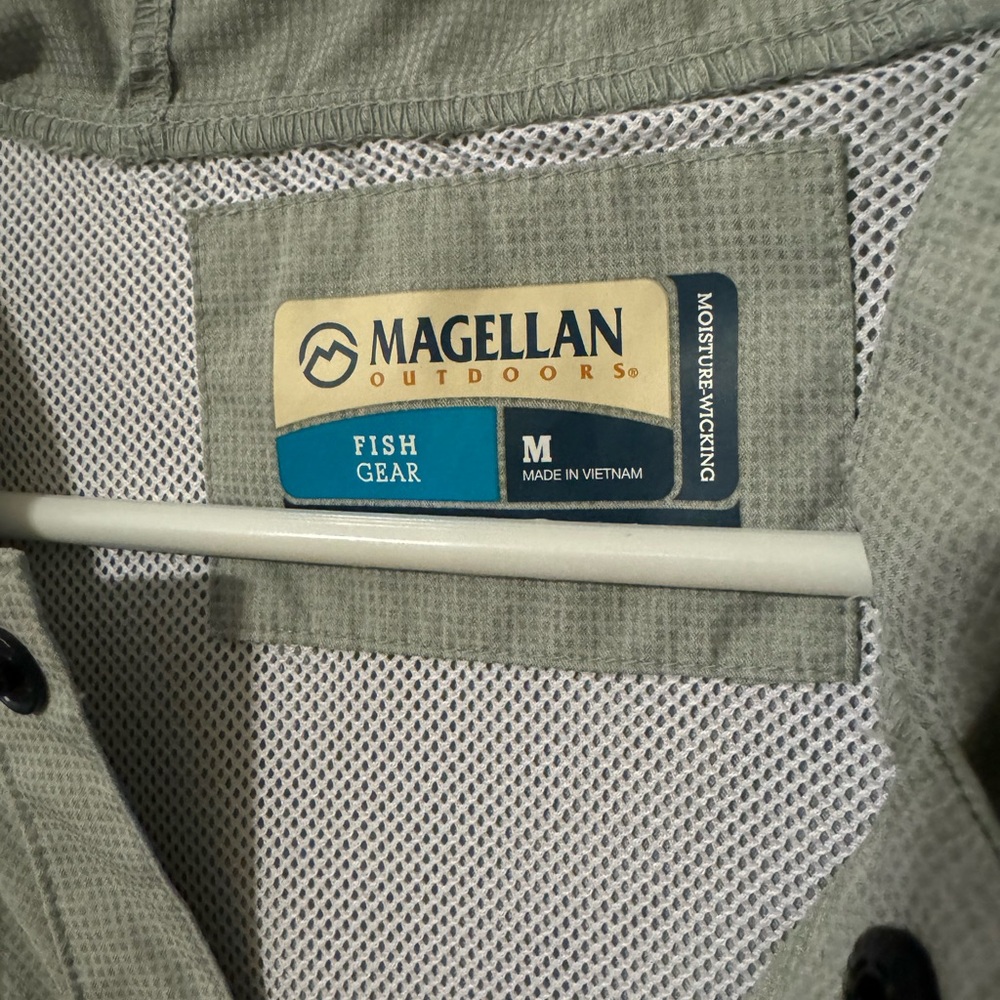 Magellan fishing pullover, gray, size medium